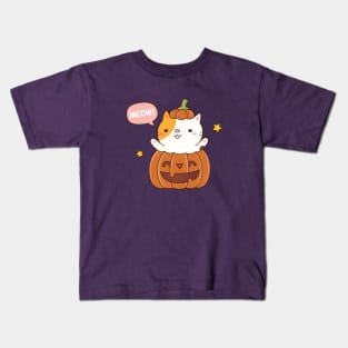 Cute Cat In Carved Pumpkin Halloween Kids T-Shirt